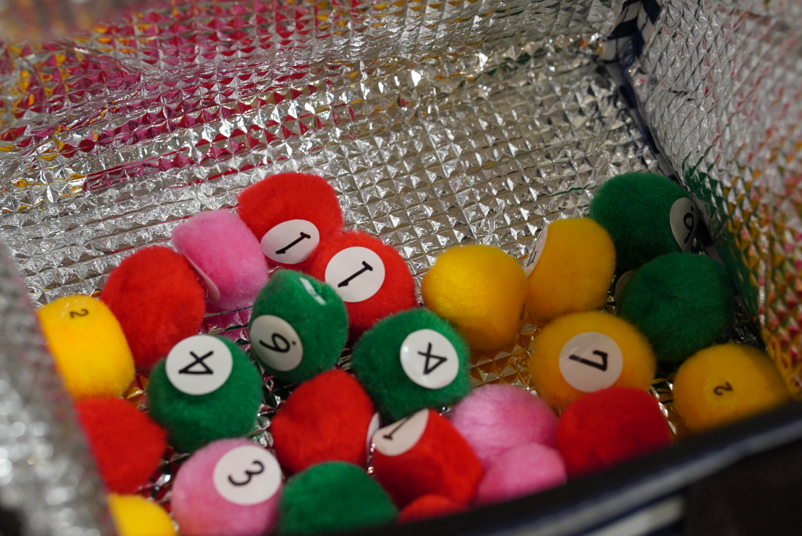 テーブルくじボール